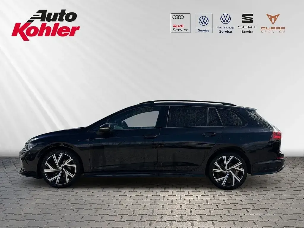 Gebraucht VW Golf VIII R-line 150 PS (110 kW) 2022 Schwarz Kombi