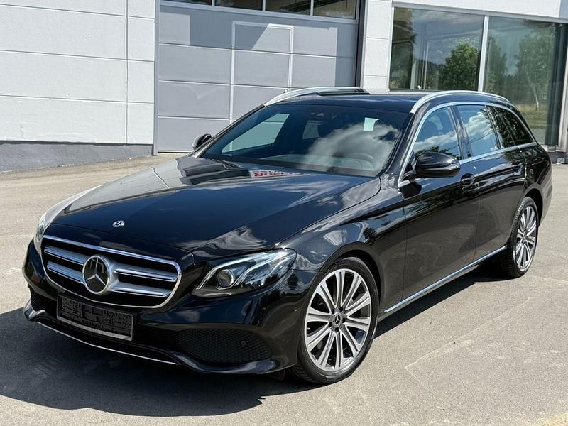 Gebraucht Mercedes E350 258 PS (189 kW) 2017 Schwarz Kombi