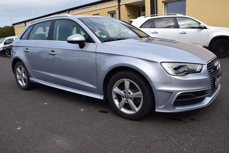 Gebraucht Audi A3 Sport 204 PS (150 kW) 2016 Florettsilber metallic Limousine