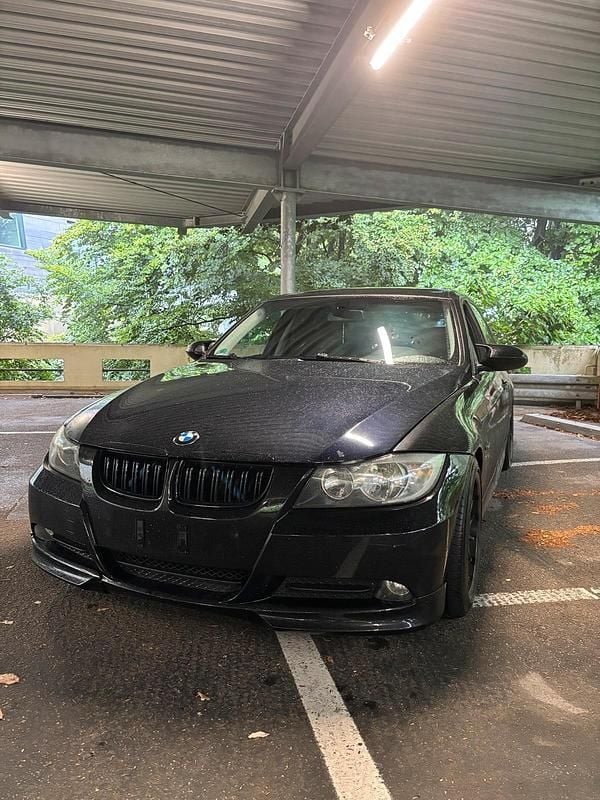 Gebraucht 2006 BMW 318 M Sport Limousine | 1.900 € (Superpreis) - Bild 1/4