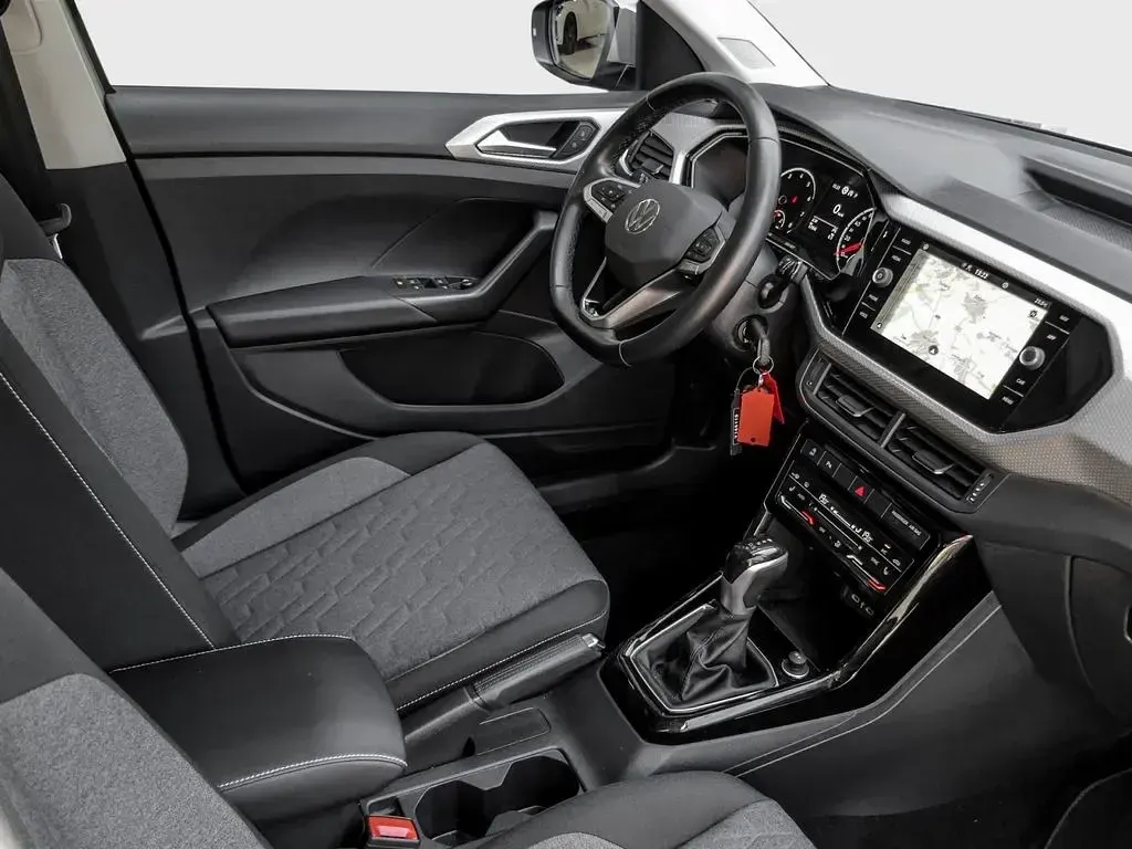 Gebraucht VW T-Cross Move 110 PS (80 kW) 2023 Silber SUV