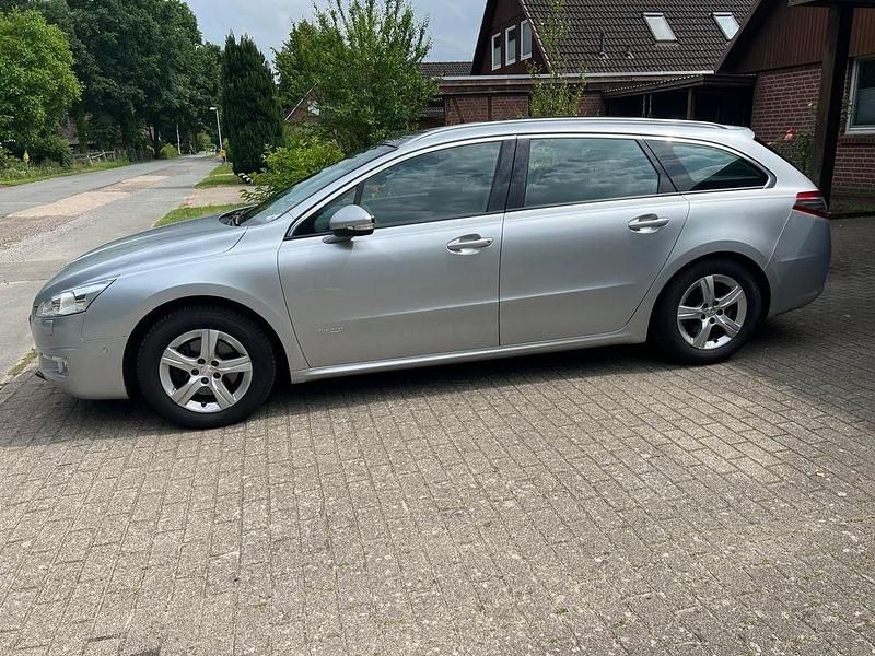 Gebraucht Peugeot 508 Business-Line 163 PS (119 kW) 2014 Grau Kombi