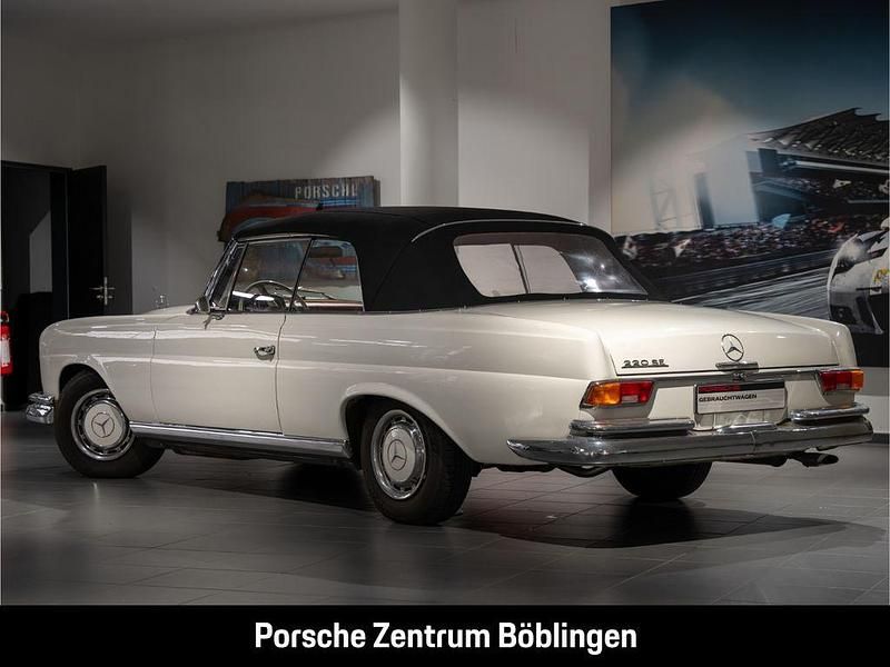 Gebraucht Mercedes W111 SE 120 PS (88 kW) 1965 Weiß Cabrio