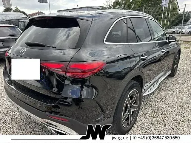 Gebraucht Mercedes GLC220 AMG 197 PS (144 kW) 2022 Schwarz SUV