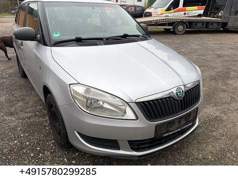 Silber Gebraucht 2013 Skoda Fabia Active Kombi | 3.500 € (Guter Preis) - Bild 1/4