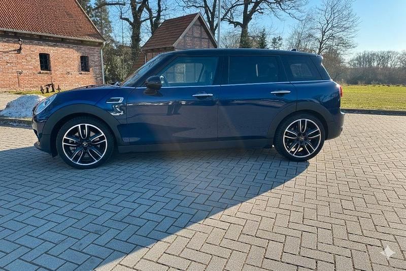 Blau Gebraucht 2018 Mini Cooper Clubman Chili Kombi | 13.500 € (Fairer Preis) - Bild 1/4