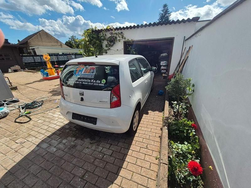 Gebraucht Seat Mii CONNECT 68 PS (50 kW) 2015 Weiß Kleinwagen