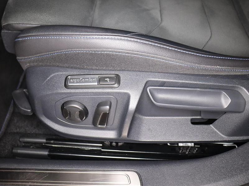 Gebraucht VW Arteon R 320 PS (235 kW) 2021 Lapiz blue metallic (metallic) Kombi