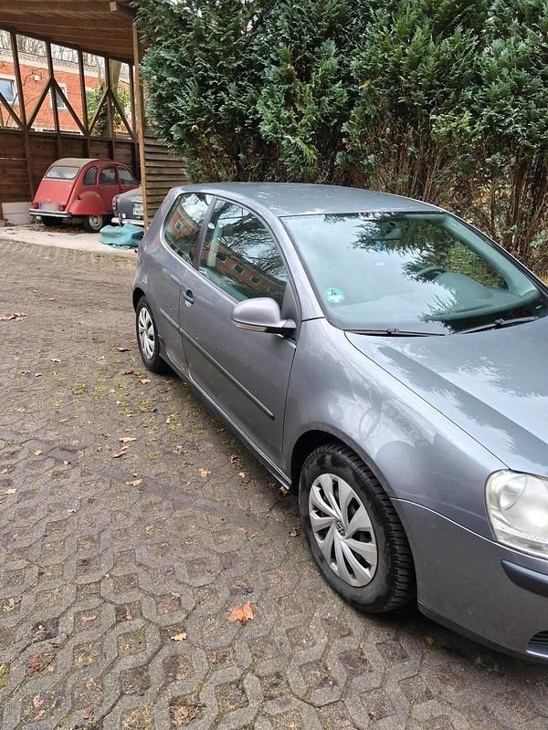 Gebraucht VW Golf V 75 PS (55 kW) 2004 Grau Kleinwagen