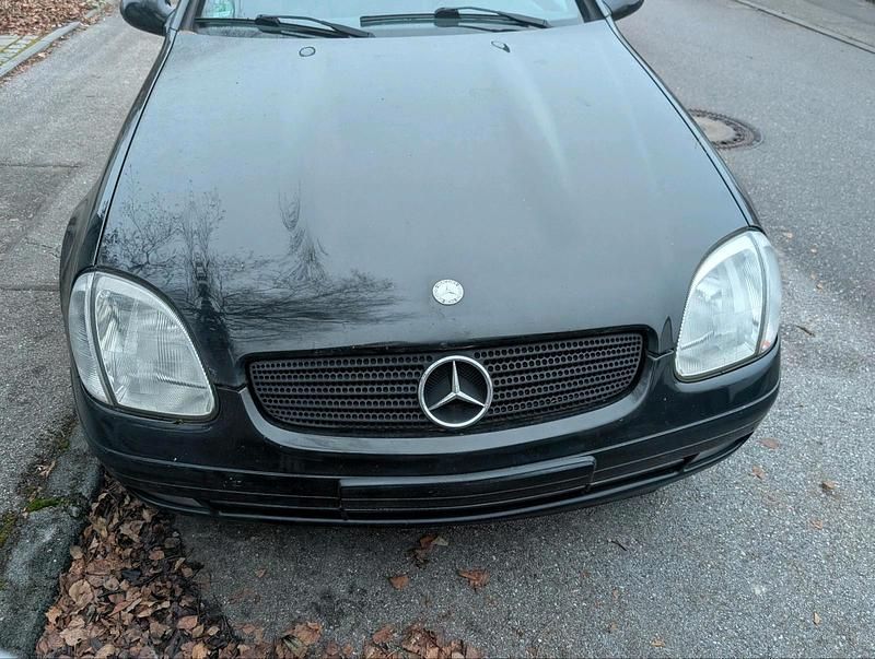 Gebraucht Mercedes SLK230 193 PS (141 kW) 1999 Schwarz Cabrio