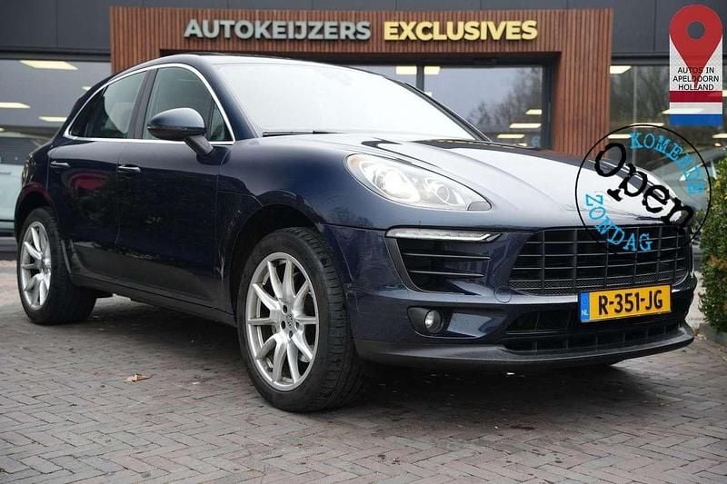 Second-hand Porsche Macan 258 CP (189 kW) 2017 Albastru SUV