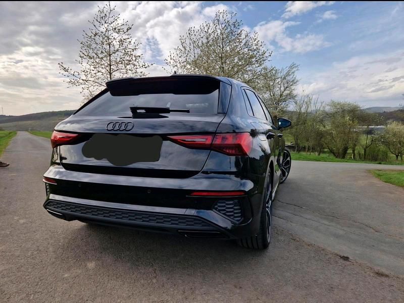 Gebraucht Audi A3 S-Line 150 PS (110 kW) 2023 Schwarz Limousine