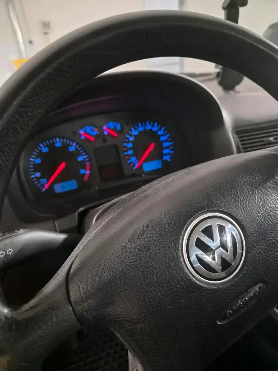 Gebraucht VW Golf IV 106 PS (77 kW) 2000 Schwarz Kleinwagen