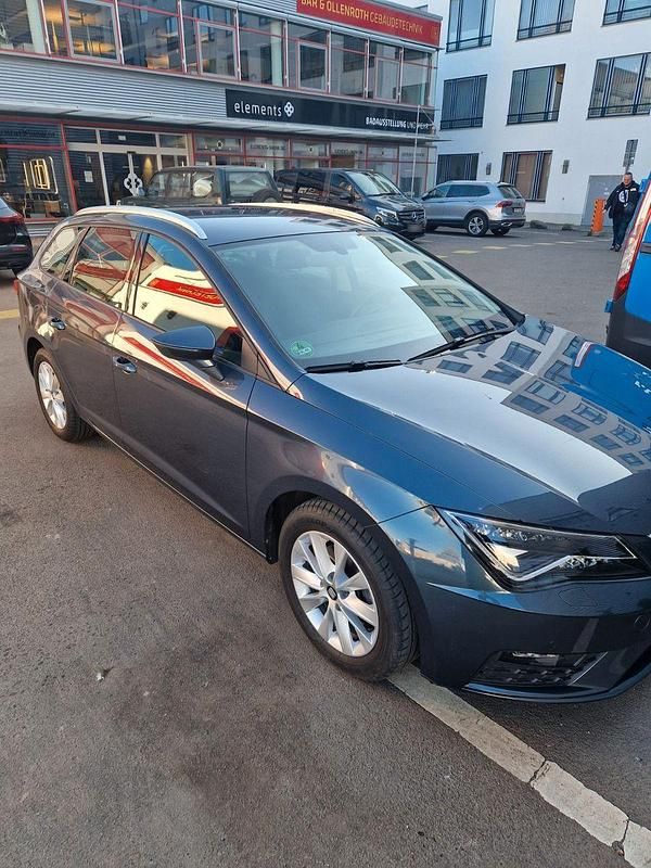 Gebraucht Seat Leon Style 131 PS (96 kW) 2020 Grau Kombi