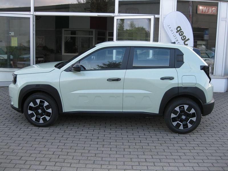 Neu Fiat Panda Icon 101 PS (74 kW) 2025 Grün Kleinwagen