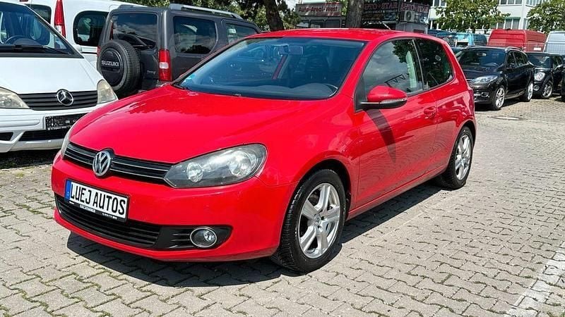 Rot Gebraucht 2009 VW Golf VI Comfortline Limousine | 2.299 € (Superpreis) - Bild 1/4