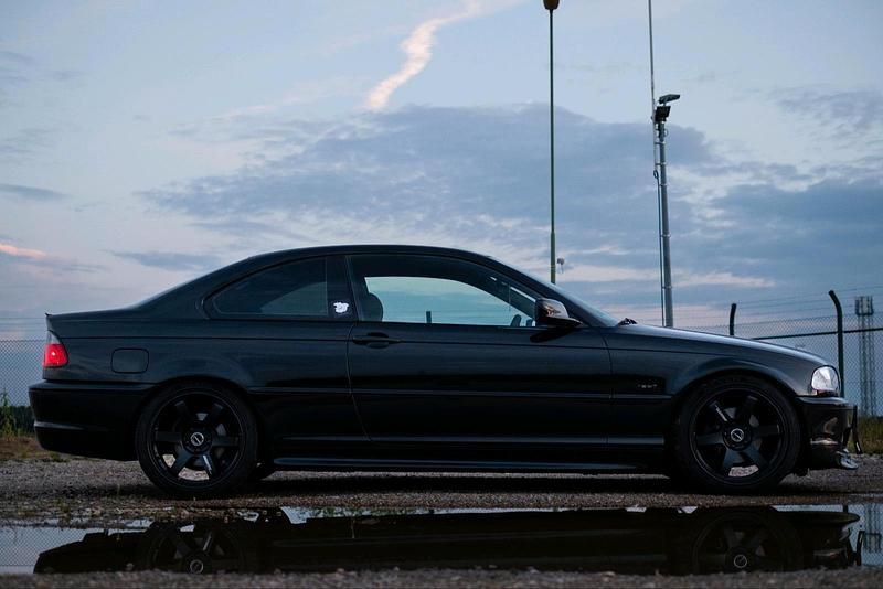 Gebraucht BMW 320 Shadowline 170 PS (125 kW) 2002 Schwarz Coupé