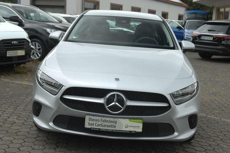 Gebraucht Mercedes A250 218 PS (160 kW) 2021 Silber Limousine