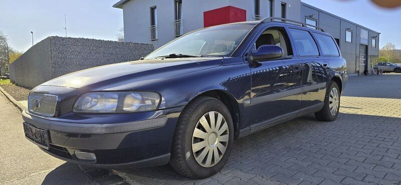 Schwarz Gebraucht 2000 Volvo V70 Kombi | 790 € (Superpreis) - Bild 1/4