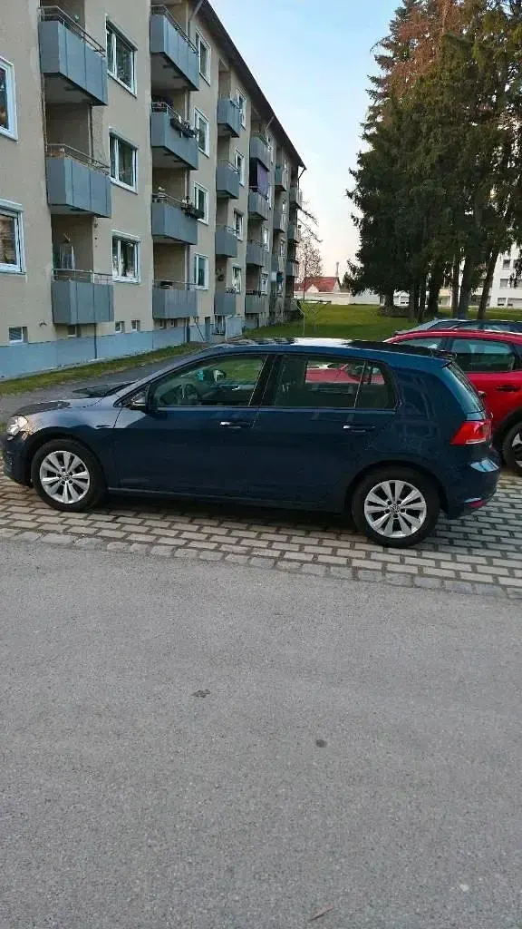 Gebraucht VW Golf VII 86 PS (63 kW) 2015 Blau Kleinwagen