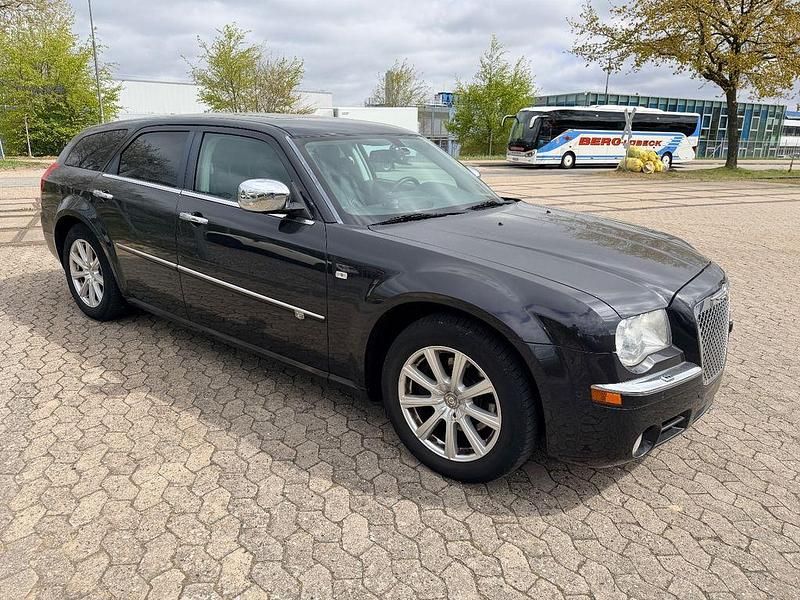 Gebraucht Chrysler 300C Touring 218 PS (160 kW) 2010 Schwarz Kombi