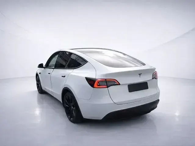 Gebraucht Tesla Model Y 378 kW (514 PS) 2023 Weiss SUV