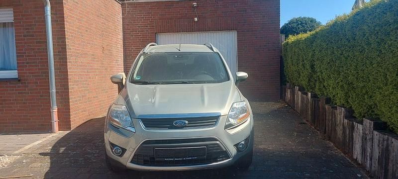Grau Gebraucht 2010 Ford Kuga Titanium SUV | 4.200 € (Superpreis) - Bild 1/4