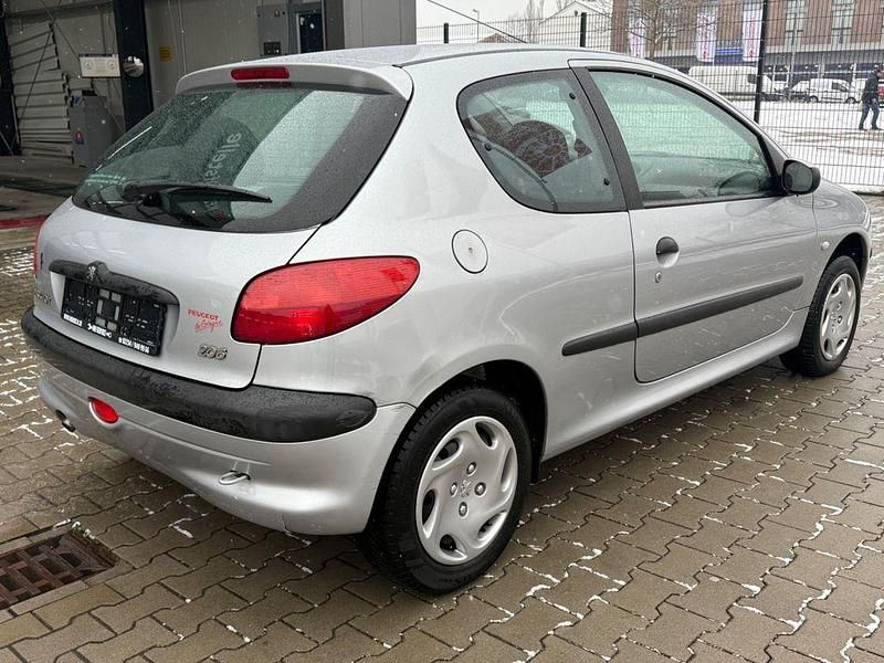 Gebraucht Peugeot 206 75 PS (55 kW) 1999 Kleinwagen