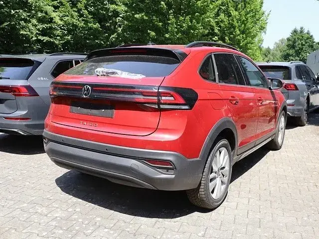 Gebraucht VW Taigo R 150 PS (110 kW) 2025 Kings red metallic SUV