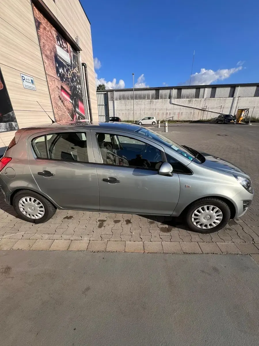 Gebraucht Opel Corsa 69 PS (50 kW) 2015 Grau Kleinwagen