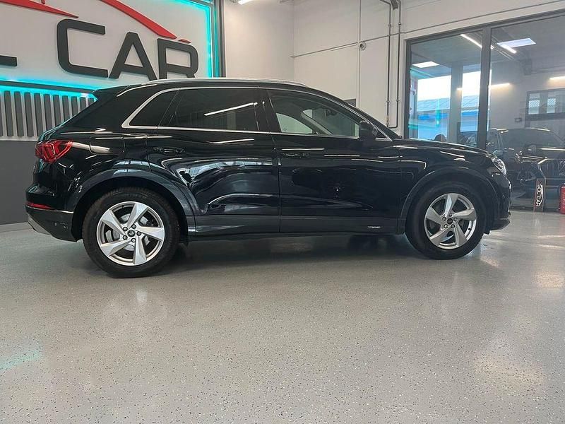 Gebraucht Audi Q3 150 PS (110 kW) 2024 Schwarz SUV
