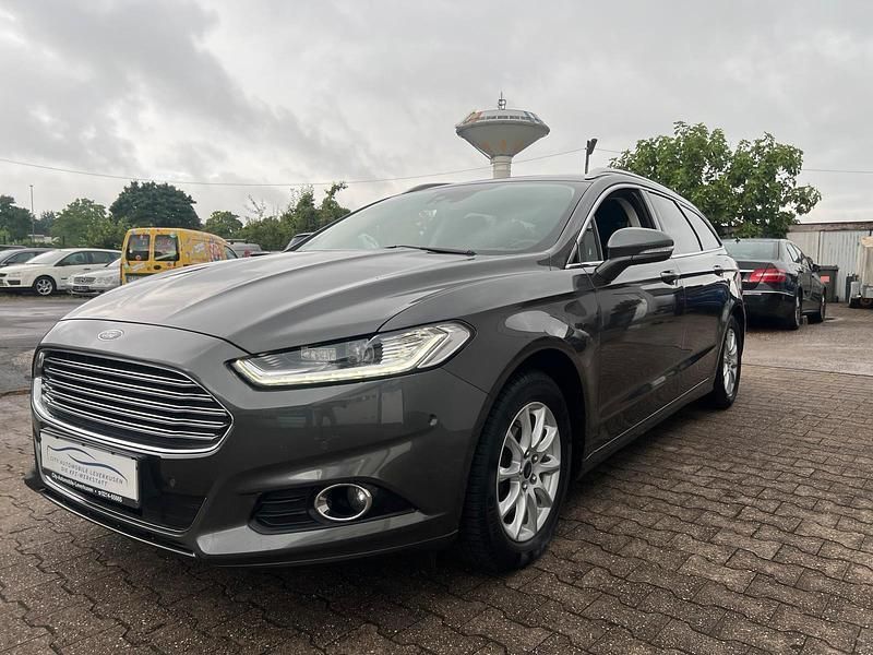 Grau Gebraucht 2018 Ford Mondeo Kombi | 11.500 € (Teuer) - Bild 1/4