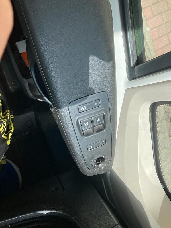 Gebraucht Peugeot Boxer 165 PS (121 kW) 2018 Weiß Van