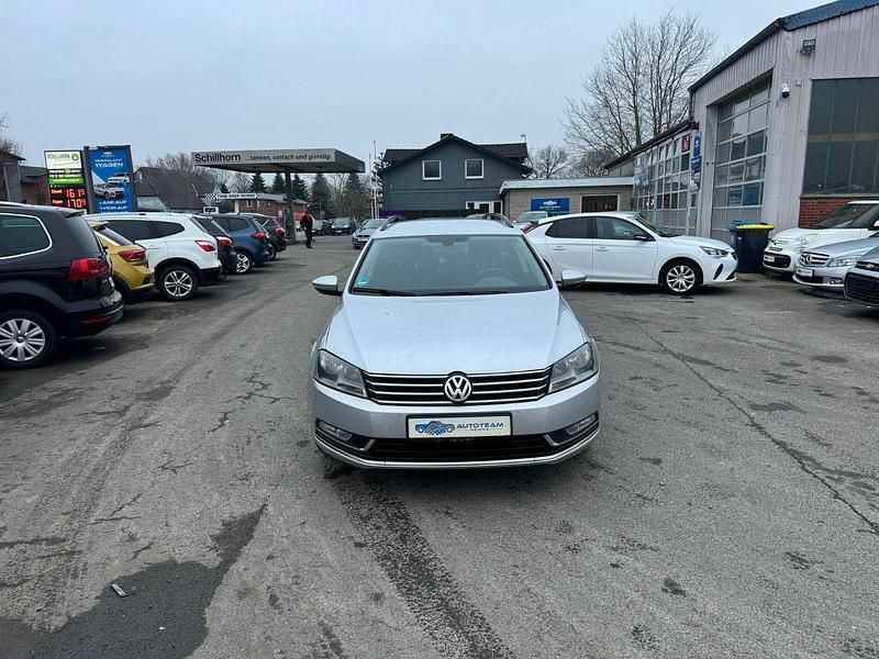Gebraucht VW Passat 122 PS (89 kW) 2012 Silber Kombi