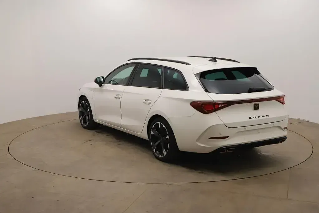 Gebraucht Cupra Leon 204 PS (150 kW) 2023 Weiß Kombi