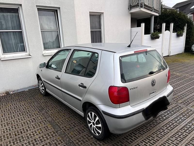 Gebraucht VW Polo 75 PS (55 kW) 2001 Silber Limousine