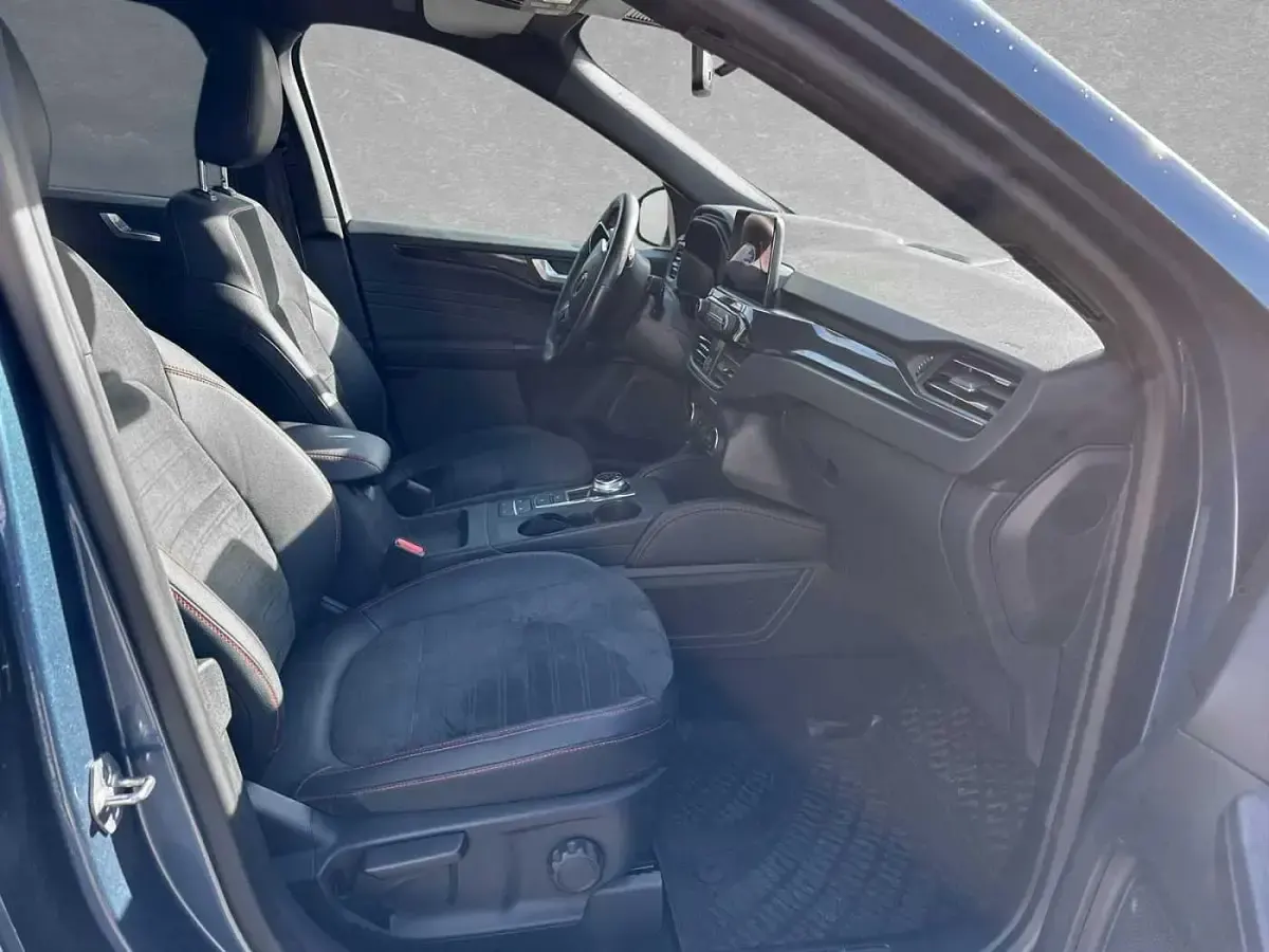 Gebraucht Ford Kuga ST-Line X 243 PS (178 kW) 2021 Schwarz SUV