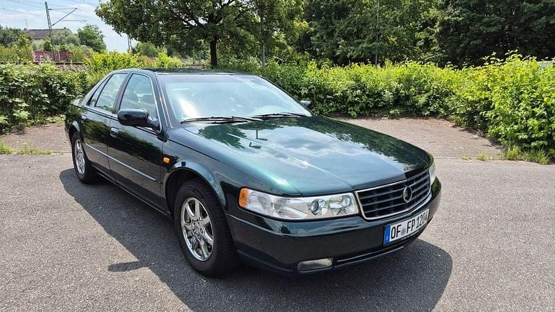 Grün Gebraucht 2000 Cadillac Seville STS Limousine | 4.900 € - Bild 1/4