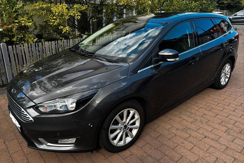 Gebraucht 2015 Ford Focus Titanium Kombi | 5.000 € (Superpreis) - Bild 1/4