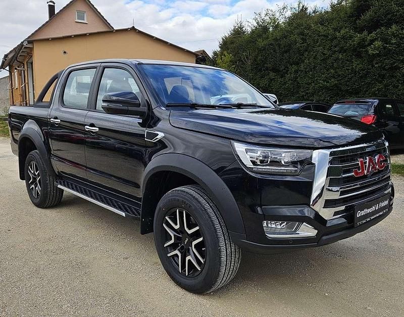 Neu JAC JS8 204 PS (150 kW) 2025 Schwarz SUV