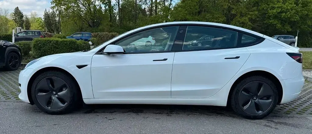 Usado Tesla Model 3 RWD 239 kW (325 HP) 2022 Branco Sedan