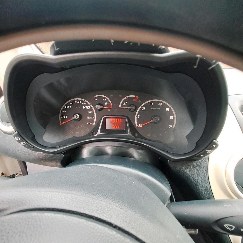 Gebraucht Ford Ka 70 PS (51 kW) 2014 Kleinwagen