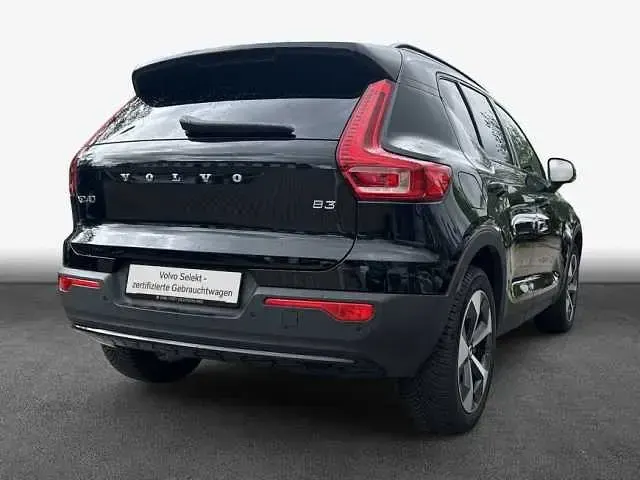 Gebraucht Volvo XC40 120 PS (88 kW) 2025 SUV