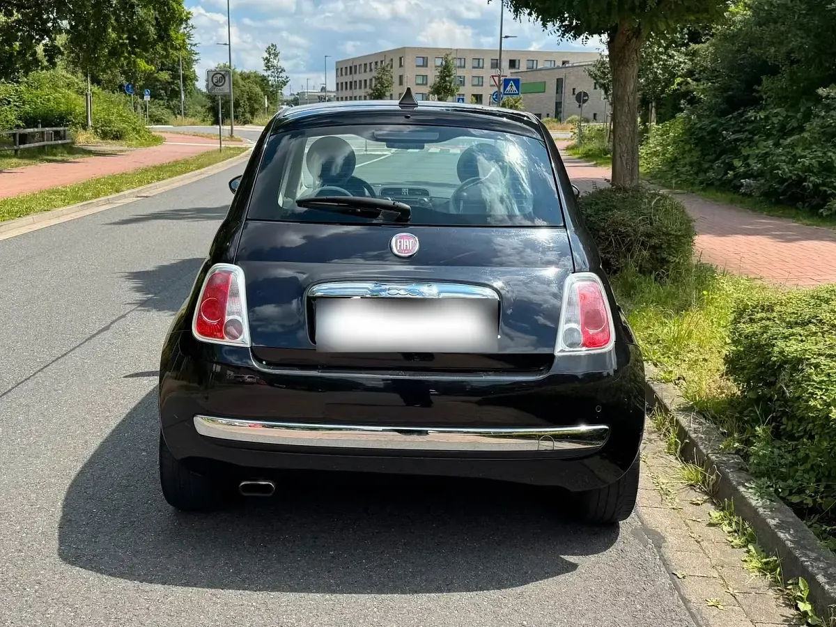 Gebraucht Fiat 500 Lounge 86 PS (63 kW) 2011 Schwarz Kleinwagen