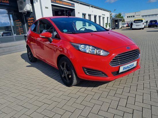Rot Gebraucht 2014 Ford Fiesta Trend Kleinwagen | 5.490 € (Guter Preis) - Bild 1/4