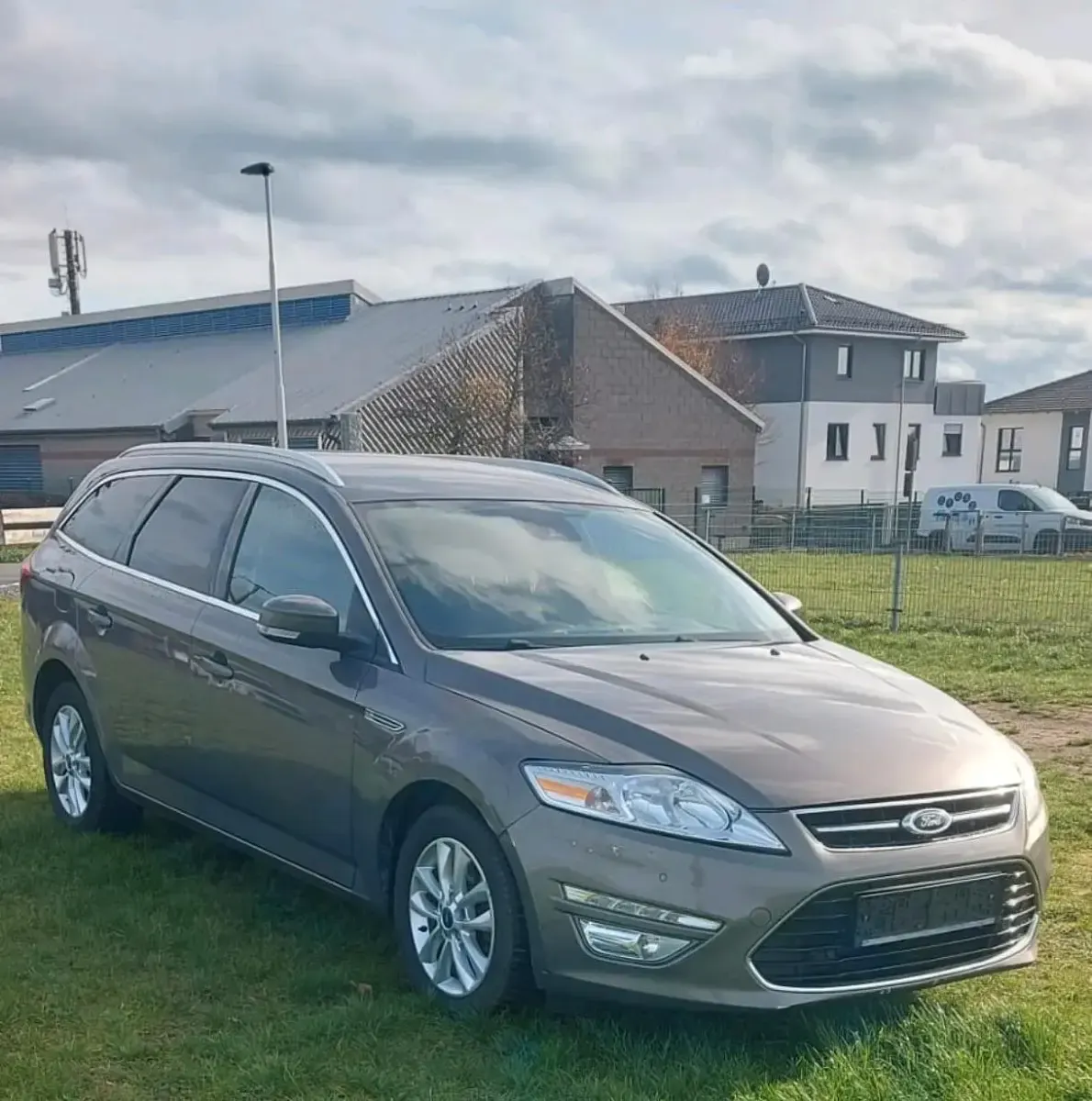 Gebraucht Ford Mondeo 163 PS (119 kW) 2014 Kombi