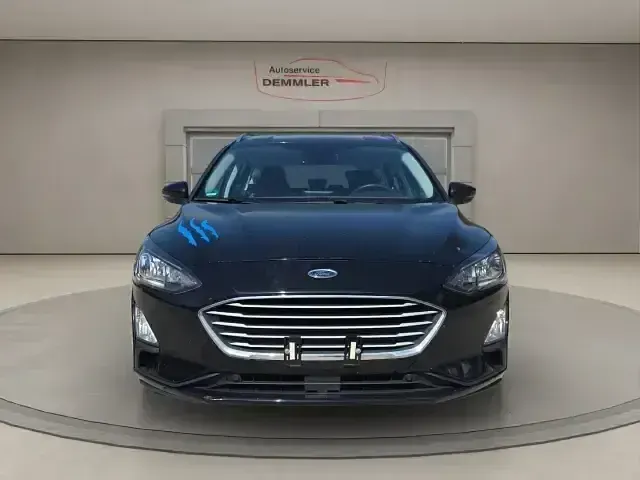 Gebraucht Ford Focus 120 PS (88 kW) 2019 Schwarz Kombi