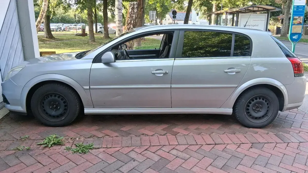 Gebraucht Opel Signum 155 PS (114 kW) 2006 Silber Kleinwagen