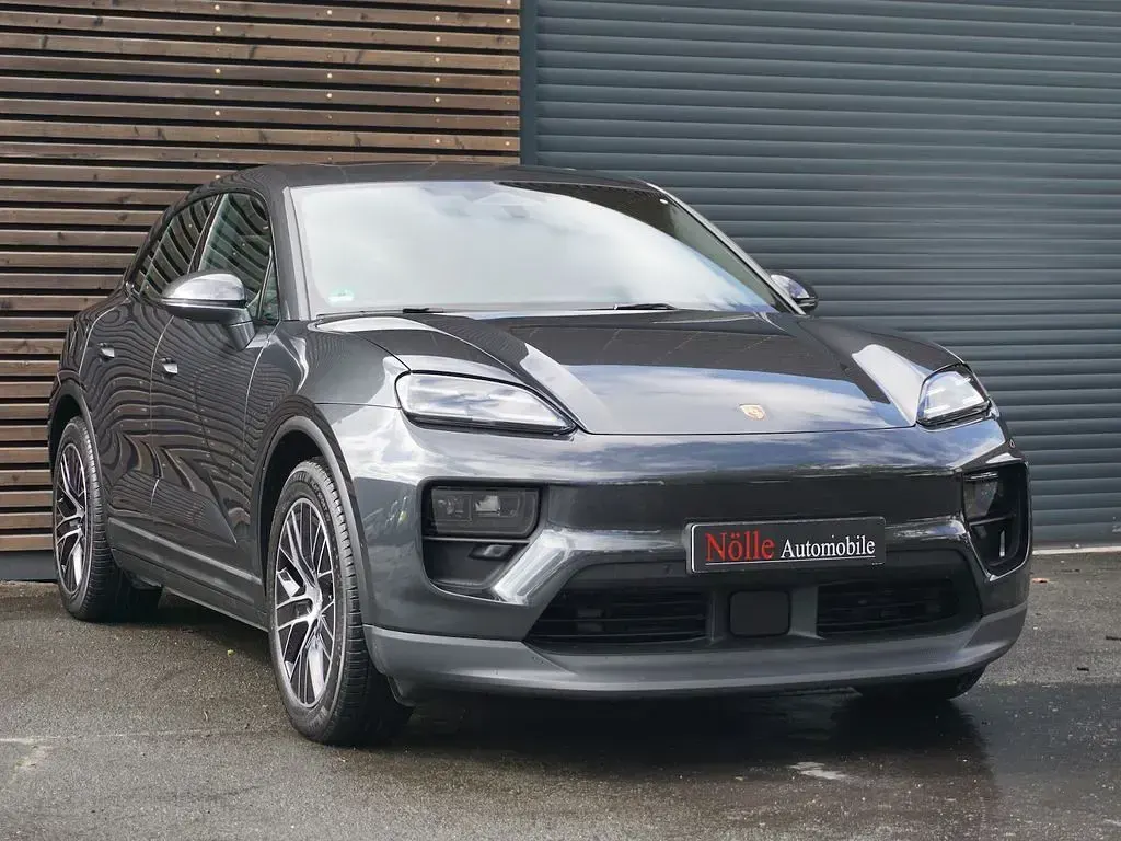 Gebraucht Porsche Macan 300 kW (408 PS) 2025 Grau SUV