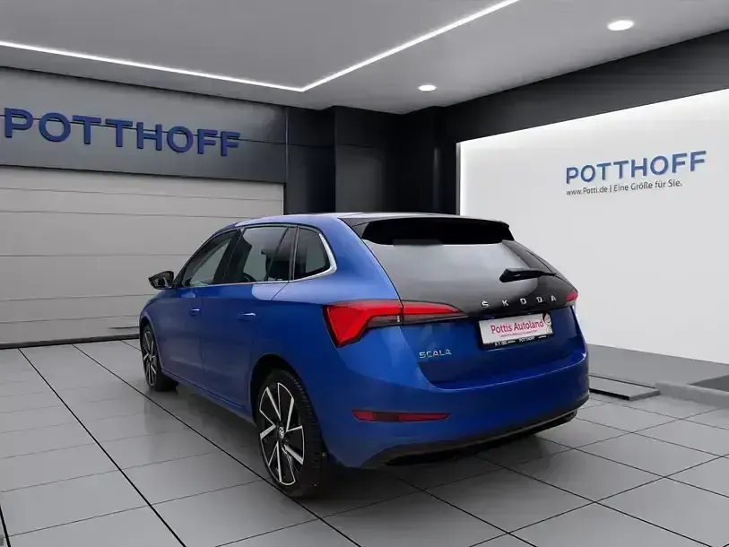 Gebraucht Skoda Scala Style 150 PS (110 kW) 2019 Raceblau metallic Kleinwagen
